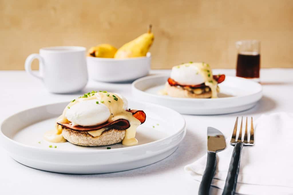 1001-Fondues-recette-oeuf-benedictines-fromage